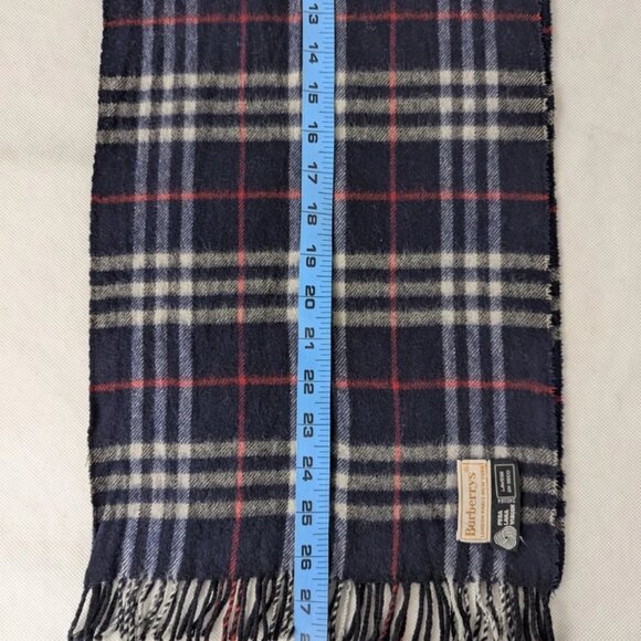Burberry Designer wool Scarf Blue – Unisex – Used – Elegant Cold Weather Wrap. - Picture 7 of 8